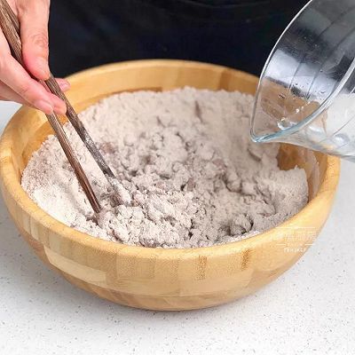 芝麻油|黑全麦馅饼