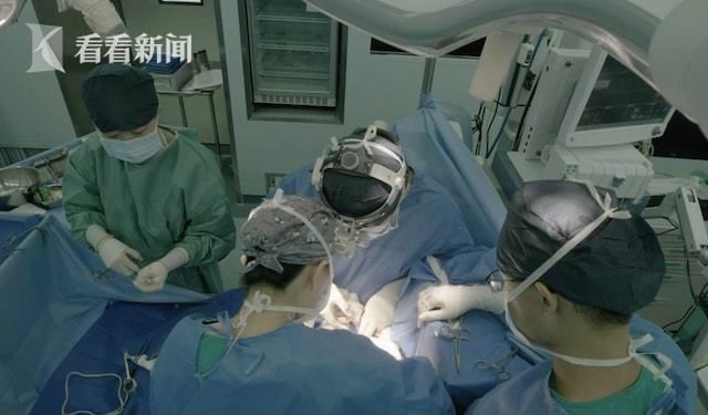 癌症|《人间世》团队倾力打造《复见余生》呈现治癌新理念