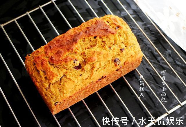 无油无糖,还不用揉面!这款粗粮面包,简单快手,健康又味美