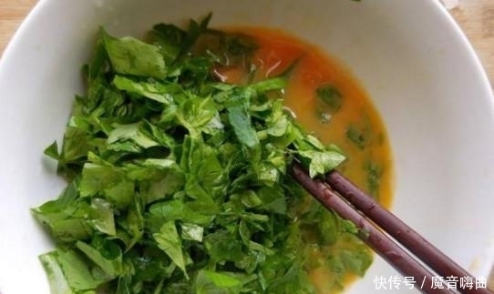 好吃|鸡蛋不要再炒西红柿了,这么做超好吃,常吃清热解毒降三高!