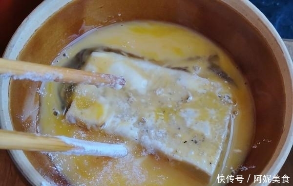 入伏后,宁可不吃肉,也要吃这菜,2元炒一锅,女人多吃气色好