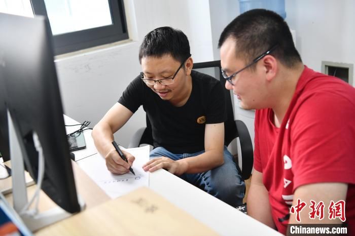 人员|归国留学人员代表周涛：用大数据为中国未来赋能