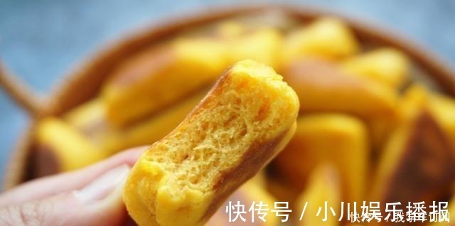 我家三天两头吃南瓜,这做法特别受欢迎,一出锅就吃了快10个