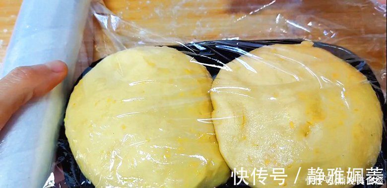 面团|玉米面倒进开水锅里,瞬间变美食,一周吃6次都嫌少,营养又解馋