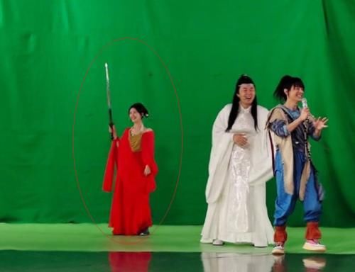 互动也是非常|《快本》最新路透,两大热播剧男女主加盟,看到赵露思追定了