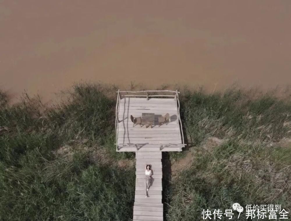 可以将沙漠里看星星列入你的旅行清单了!