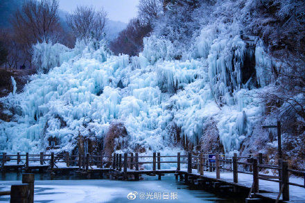 九如山|济南九如山变身冰雪世界