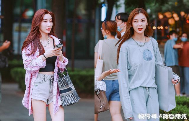 街拍学习穿衣搭配的技巧，用好看的服装来装扮自己