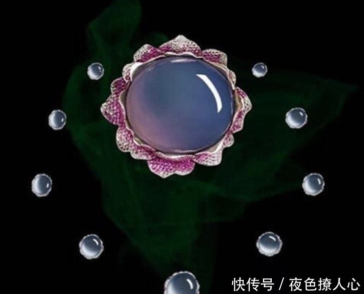 绝对的视觉盛宴!最大玻璃种紫罗兰翡翠,价值6亿却有个大毛病?