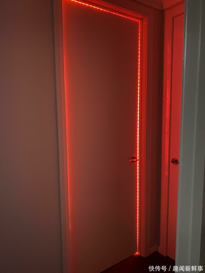 手机充电|网友晒出38个很贴心的生活物品,这些设计师都有一颗产品经理的心,太有爱了