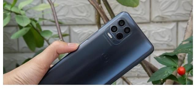 骁龙870|Moto G71爆发力很强，5900mAh+骁龙778G，8+256G仅售1899