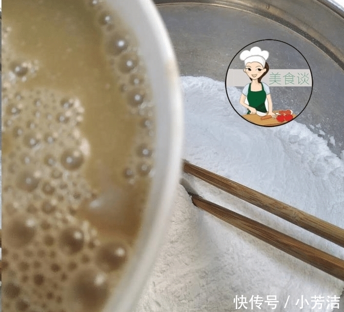  这糕点，吃一次馋一次，蒸一蒸，出锅香到流口水，做法简单家人爱吃