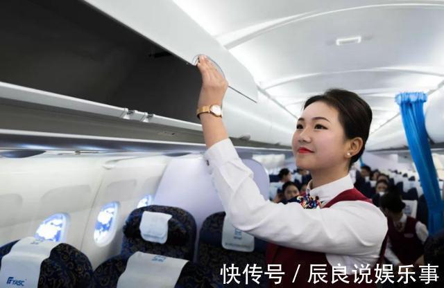 空姐$为什么空姐都会戴一块不错的手表?除了看时间,这些作用更重要