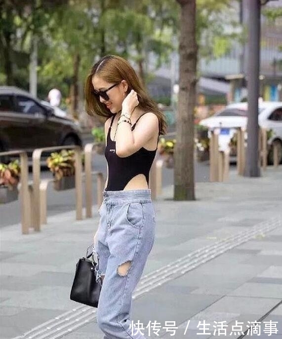 仙女|街拍美图,体态优美大长腿,仙女般一样谁不喜欢