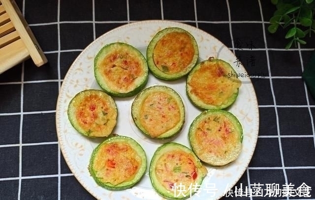 毛钱|它是天然补钙蔬菜，9毛钱一斤，教你做成早餐饼，孩子常吃免疫高