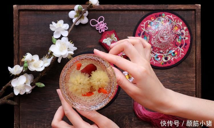 补气|常喝一杯黄芪水，3个好处或不请自来，但4种人不能喝，早知早受益