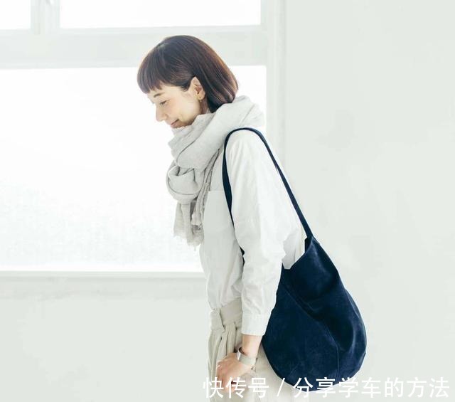 主妇 日本主妇的“极简风”搭配，运用“黑白灰”，穿搭出一身高级气质！