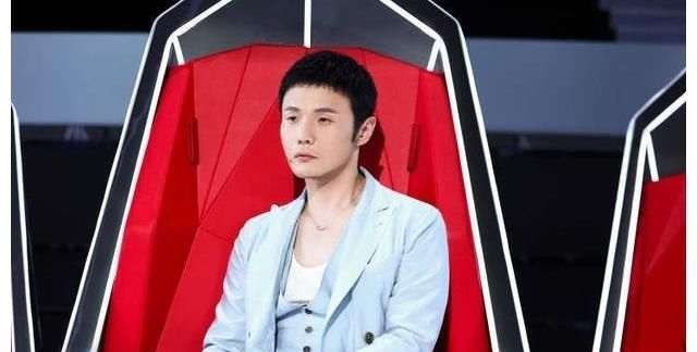 王泓昊|廖昌永首度擔(dān)任導(dǎo)師,沉穩(wěn)迎戰(zhàn)李榮浩