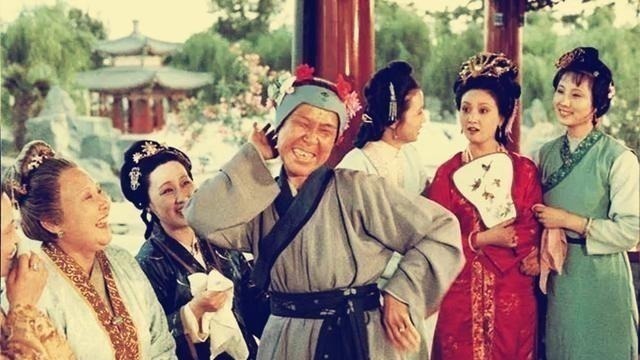 一起长大@红楼梦:王熙凤拿林黛玉开玩笑,其中暗含的信息不简单