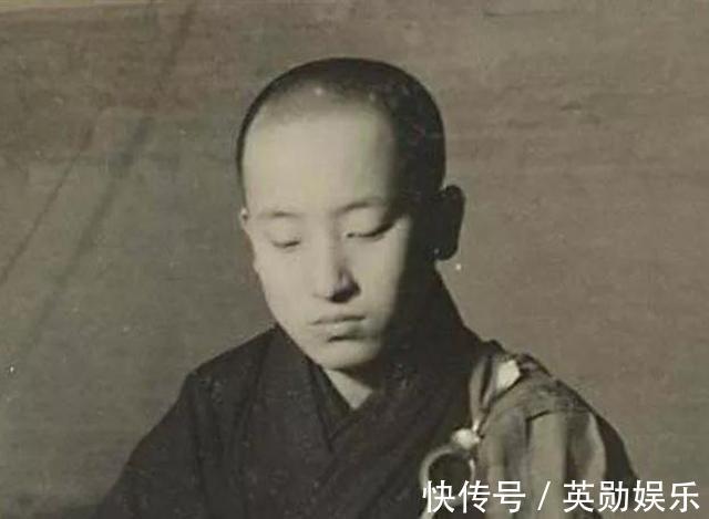 美婷！清代一桩奇案，祠堂连发命案，十九男身死，县令洒泪问斩三姐妹