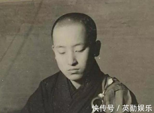 美婷!清代一桩奇案,祠堂连发命案,十九男身死,县令洒泪问斩三姐妹