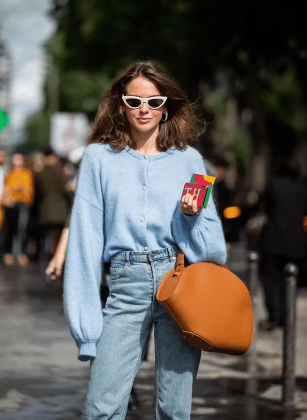 ?别只会穿黑白灰，学习刘雯的“彩色”穿搭技巧，好看又显高级