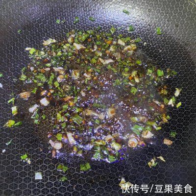 开胃餐|#夏日开胃餐#老少皆宜的葱油拌面