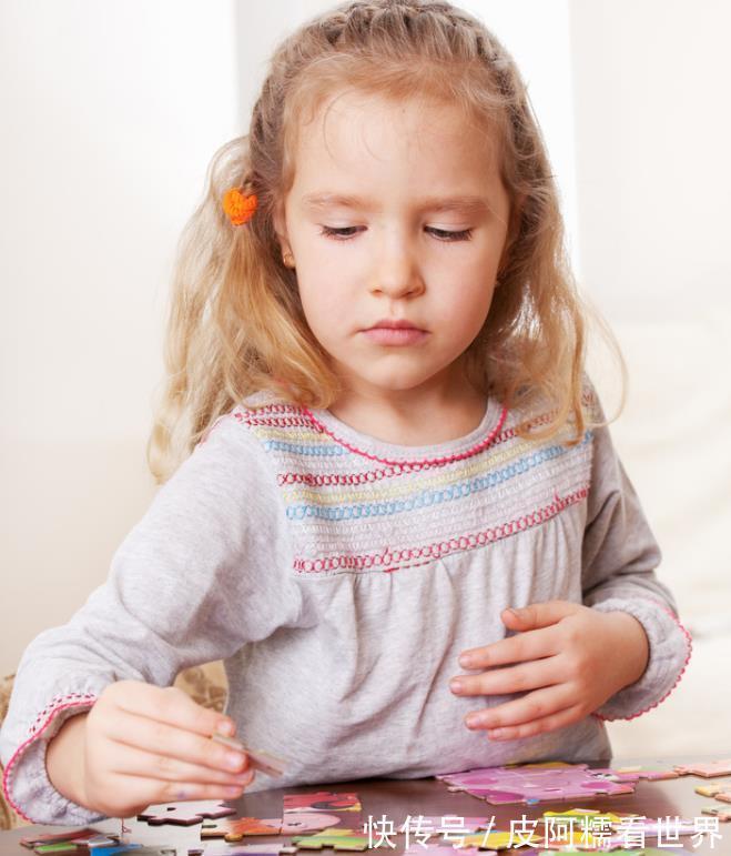 拼图|为何多数孩子坐不住?专注力差的原因,被很多妈妈忽略了