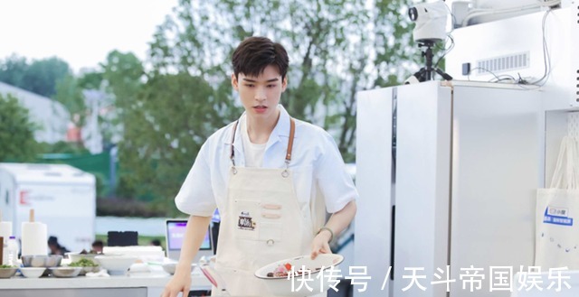 王俊凯|《中餐厅5》播出，一季不如一季，还有必要继续追下去吗！