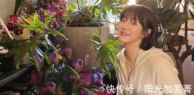 正手|比起孙颖莎的正手,蒯曼、陈熠反手更加出色,这成为一种趋势