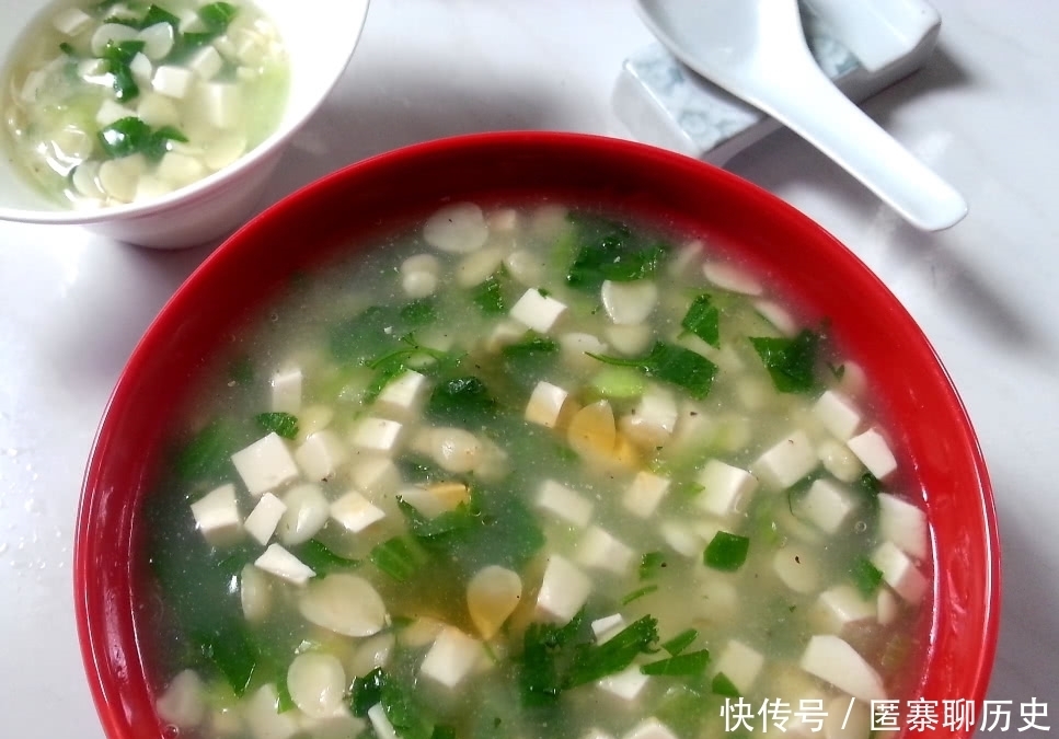 报答|朱元璋饿晕在路上被老婆婆给了碗汤相救,称帝后是如何报答的?