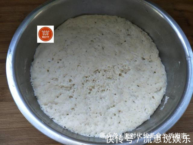 发面烙饼,我有妙招,既省油又暄软,外酥里嫩凉了不会硬!