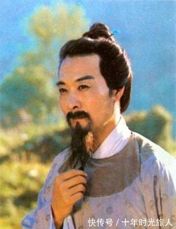 贾宝玉$薛宝钗作为金陵十二钗之首,为何自降身价,嫁给无恶不作的贾雨村