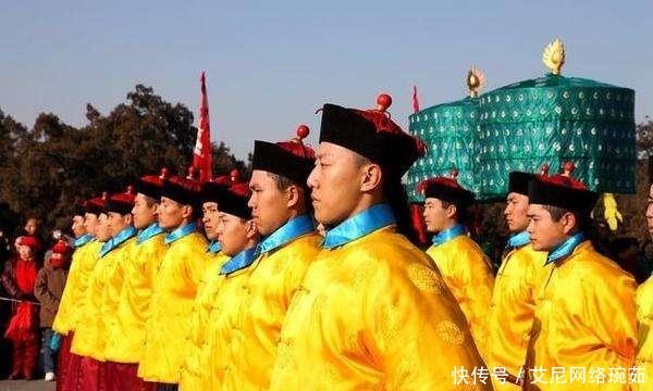 紫禁城|慈禧太后要在紫禁城见宋锡朋，见面后，她说：砍了