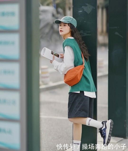 简约 日常通勤简约的韩系穿搭，这些技巧值得学习，时尚潮流又百搭！