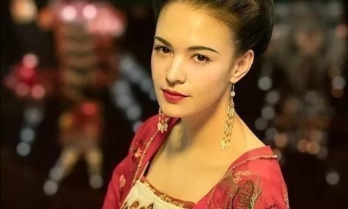 李白@杨贵妃:唐朝盛世末班车中,香消玉损的美女