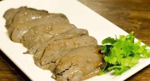 串串|3种食物是尿酸的“催化剂”,不想痛风缠身,尽量要少吃