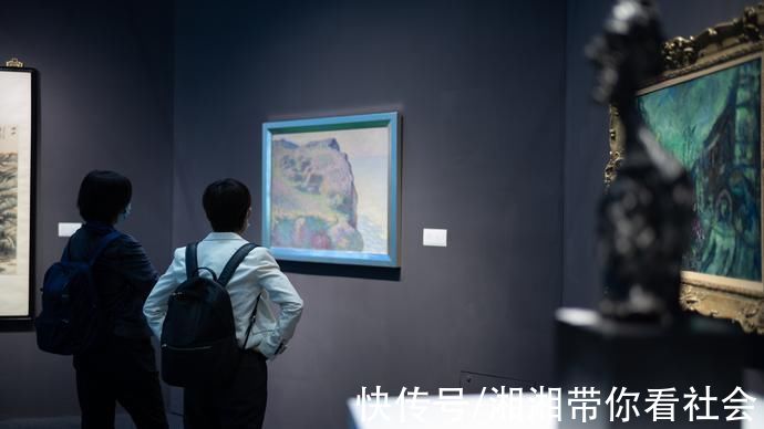 展区|服务贸易展区为什么成了“网红打卡地”