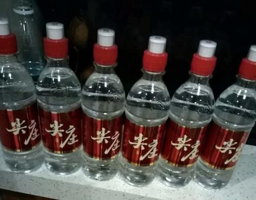  交杯牌五粮液|五粮液有一万多个系列产品，嫡系酒有哪些你知道吗？