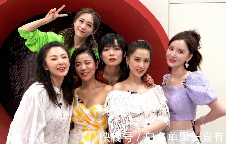 哥哥比姐姐还心机?林志炫编五次微博内涵赵文卓,被吐槽茶言茶语