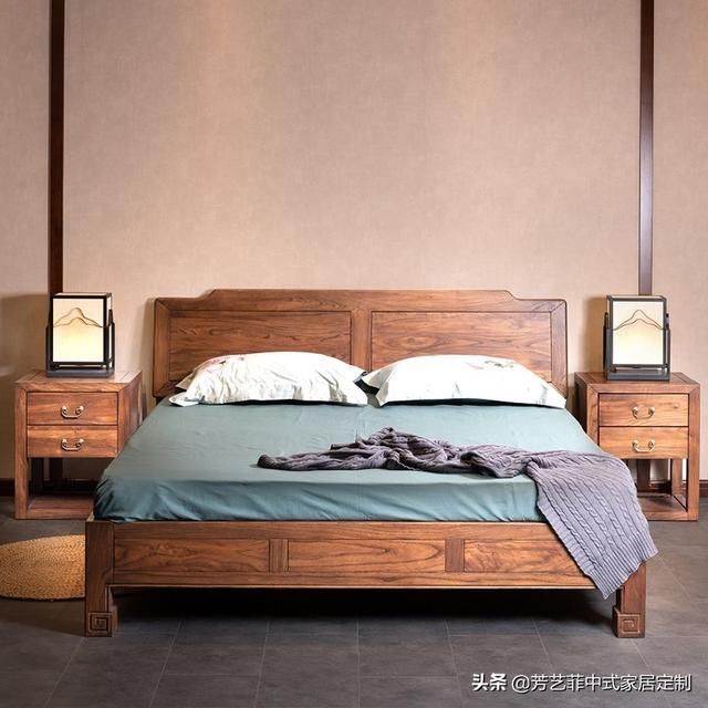 家具|一屋子新中式榆木家具，这种充满岁月沉淀的美，简直太震撼了