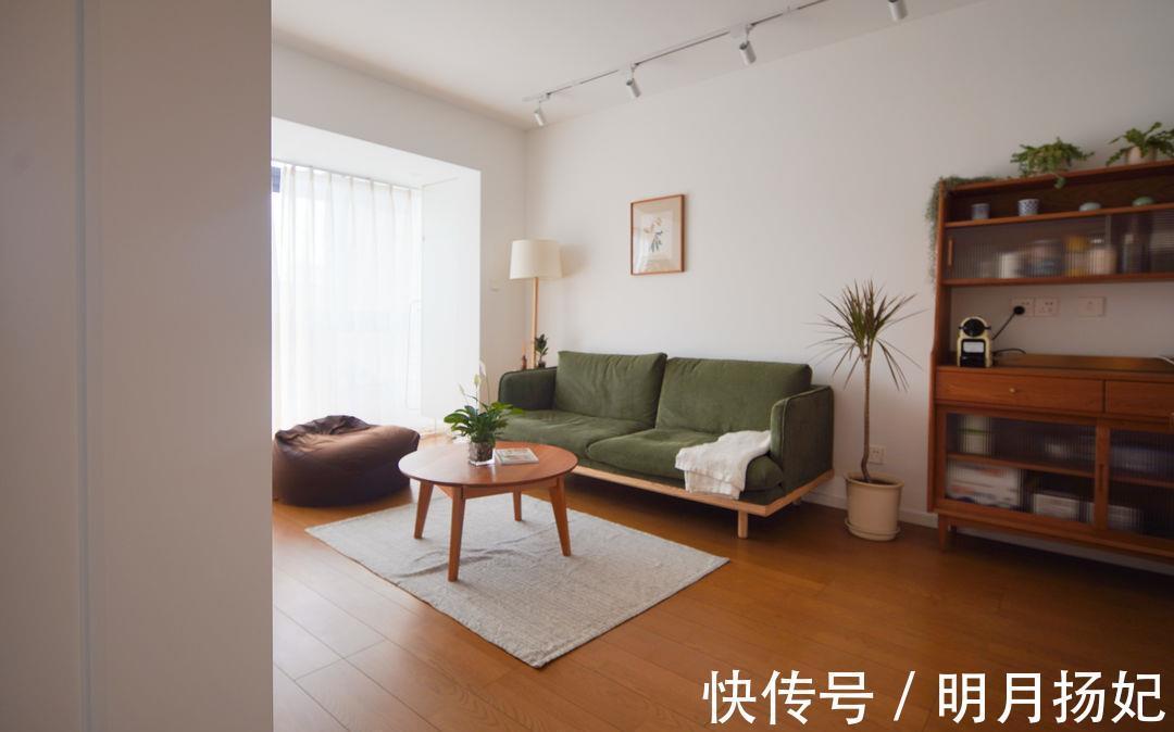 原木色|夫妻的70㎡原木风两居,自然舒适功能完美,打造出一个理想中的家