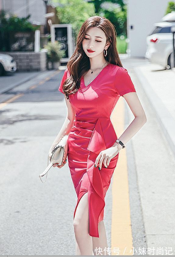 连体裙|红色开叉荷叶边的风格,充满自信,有情调的包臀裙