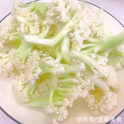 菜花|这道番茄木耳炒菜花，汤汁都要舔干净