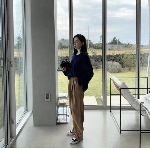  最火|毛衣搭配：毛衣+阔腿裤=秋冬最火CP，慵懒又洋气，谁穿谁好看！