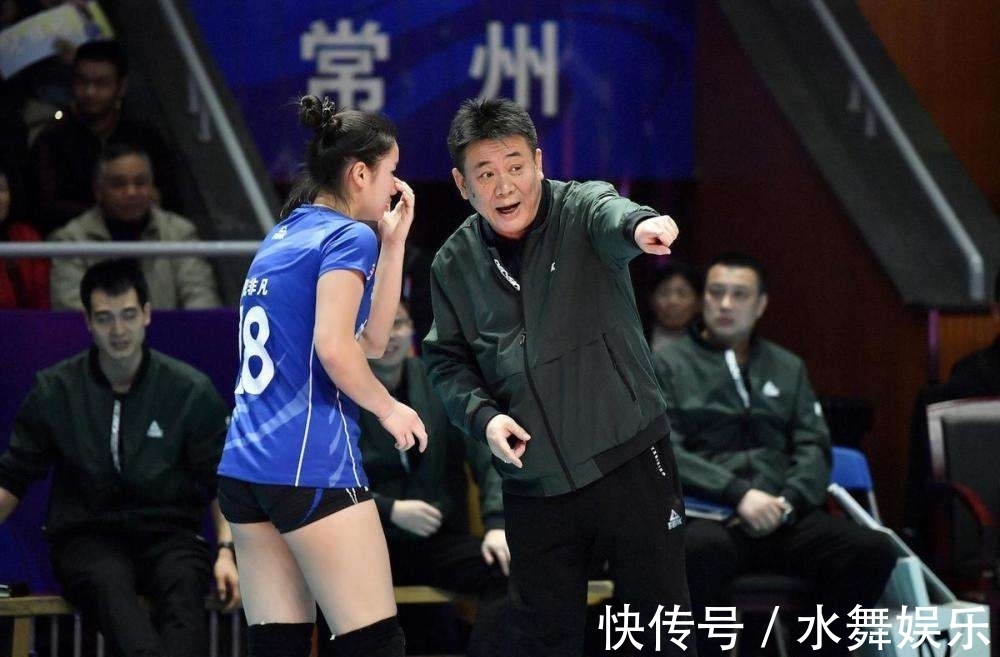 天津女排|三军不可无帅,谁来当女排主帅?国内教练中只有一人比较合适