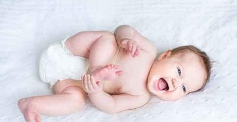 新生儿有这4种变化，都是正常现象，新手爸妈无需太过担心