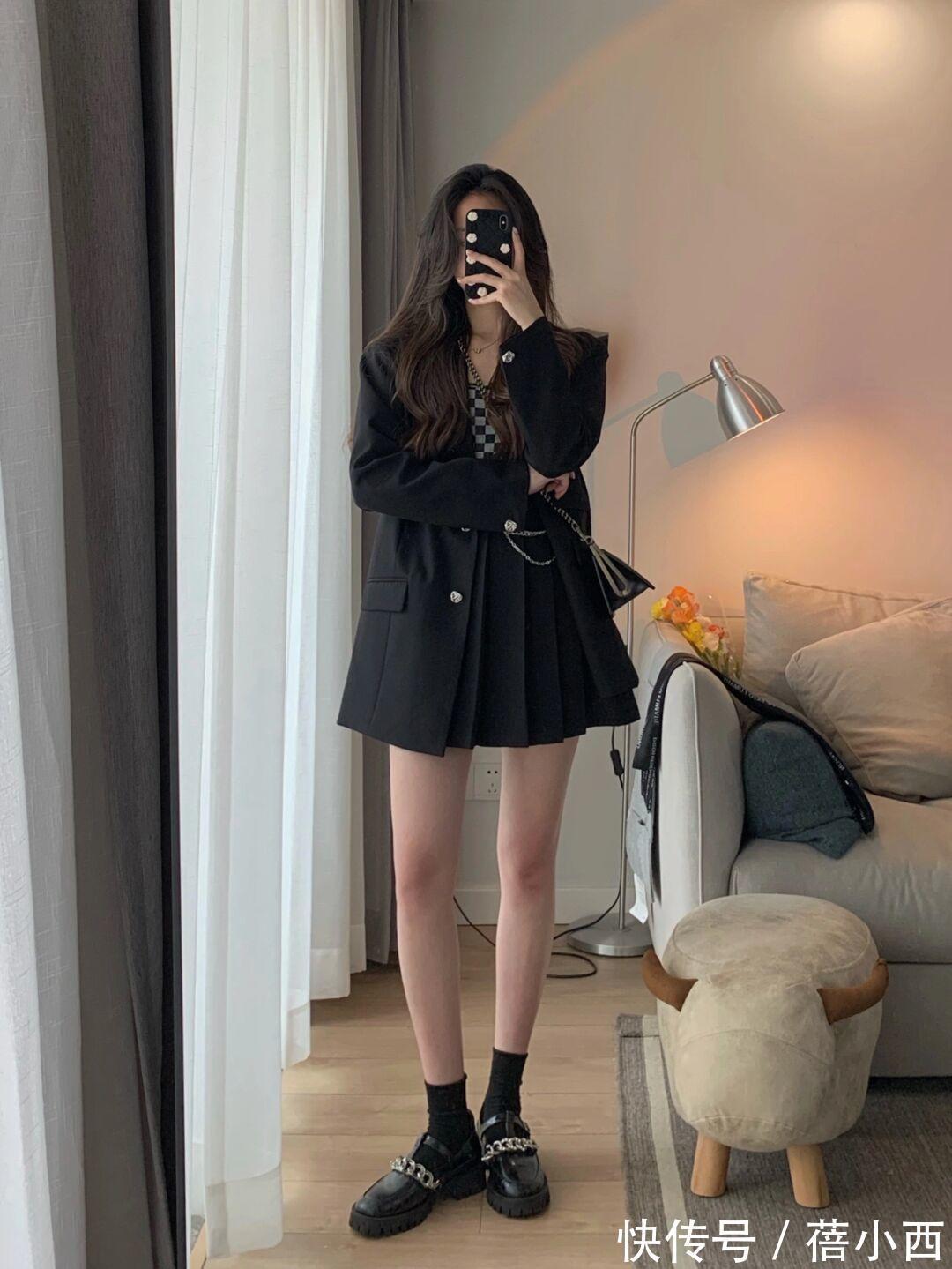 一衣 “西装外套”的高阶穿法来了,一衣多穿时髦又气质,适合秋天穿搭