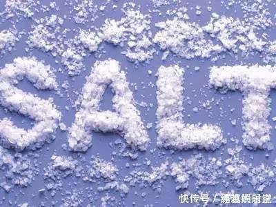 洗脚|原来食盐不仅可以吃！ 用它在身上搓一搓，还有不可思议的效果