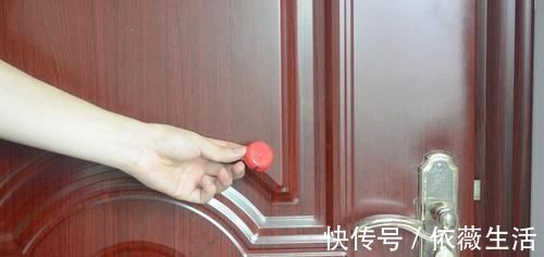 钥匙|出门总是忘记带钥匙,只需一个塑料瓶盖,轻松解决大烦恼,学学吧